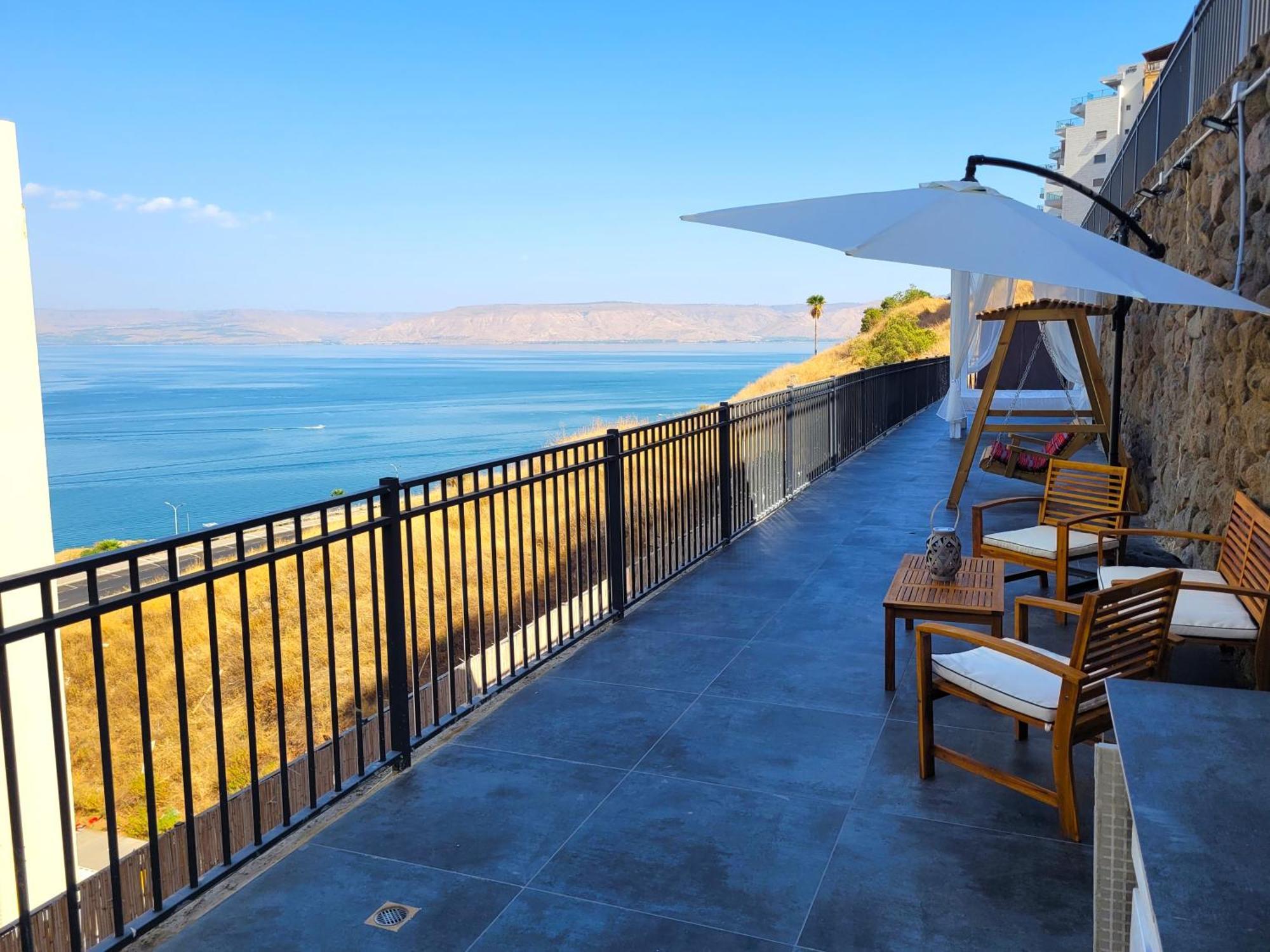 Yalarent Europe Apartments- Luxury Big Apartmens With Lake View Tiberias Exterior photo